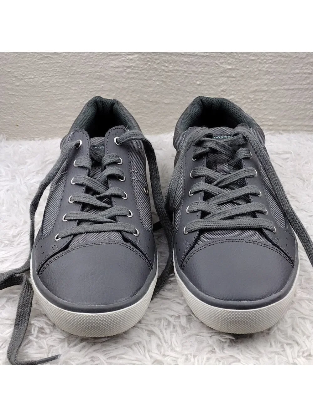Original Penguin Mission Gray Fabric Leather Round Toe Lace Up Low Top Sneaker